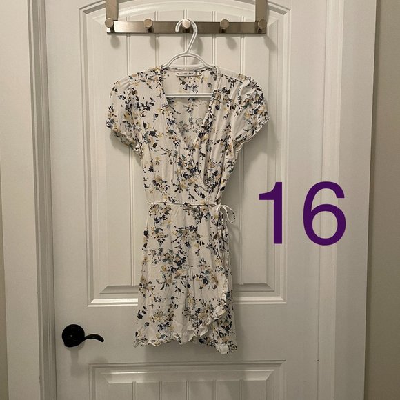 More $8 Dresses - Picture 1 of 8